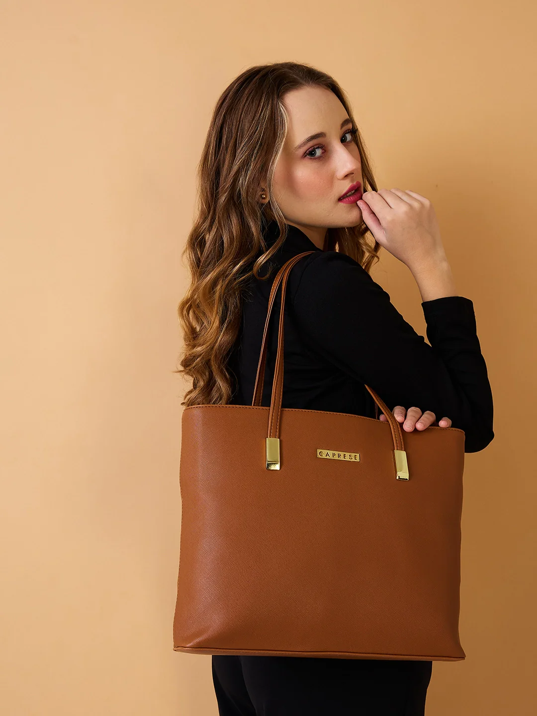 Caprese Alicie Medium Tan Tote Bag - Image 9