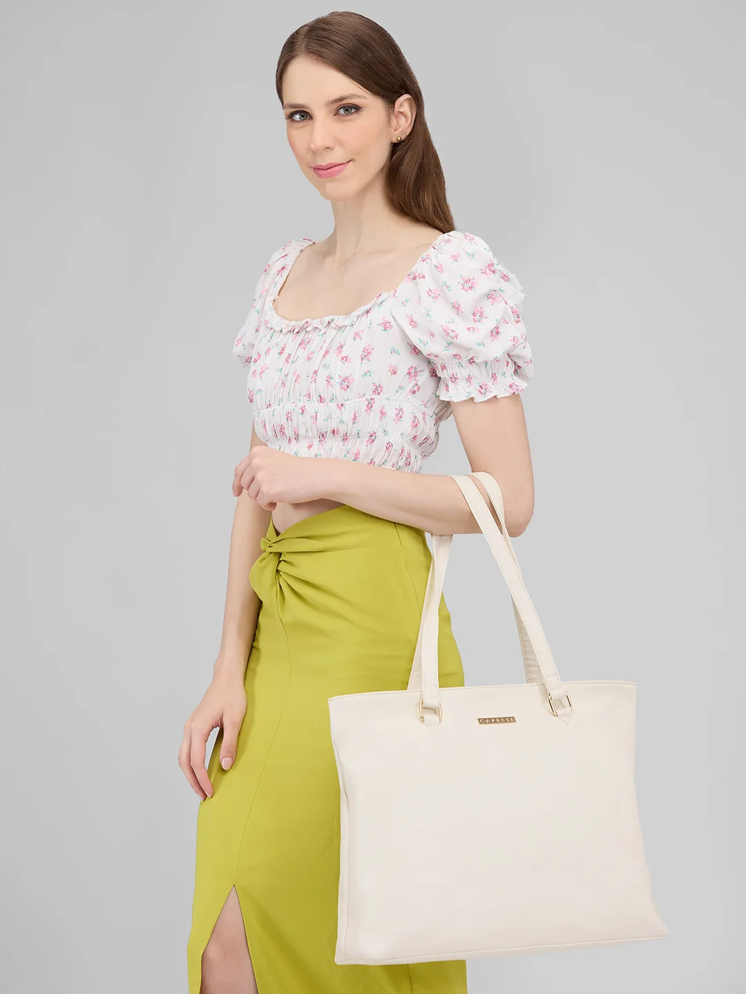 Caprese Amelia Medium Off White Tote Bag - Image 12