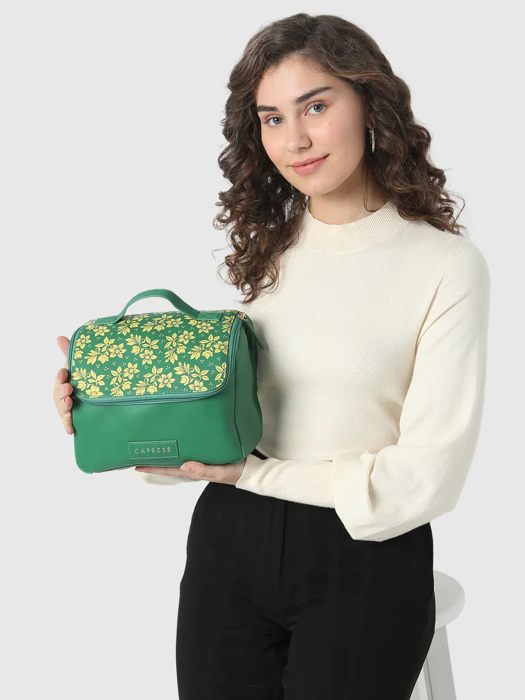 Caprese Bonita Medium Dark Green Vanity Case - Image 4