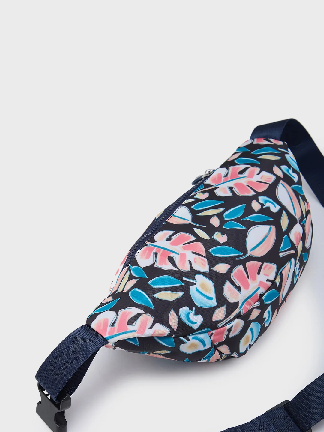 Caprese Celia Medium Black Fanny Pack - Image 6