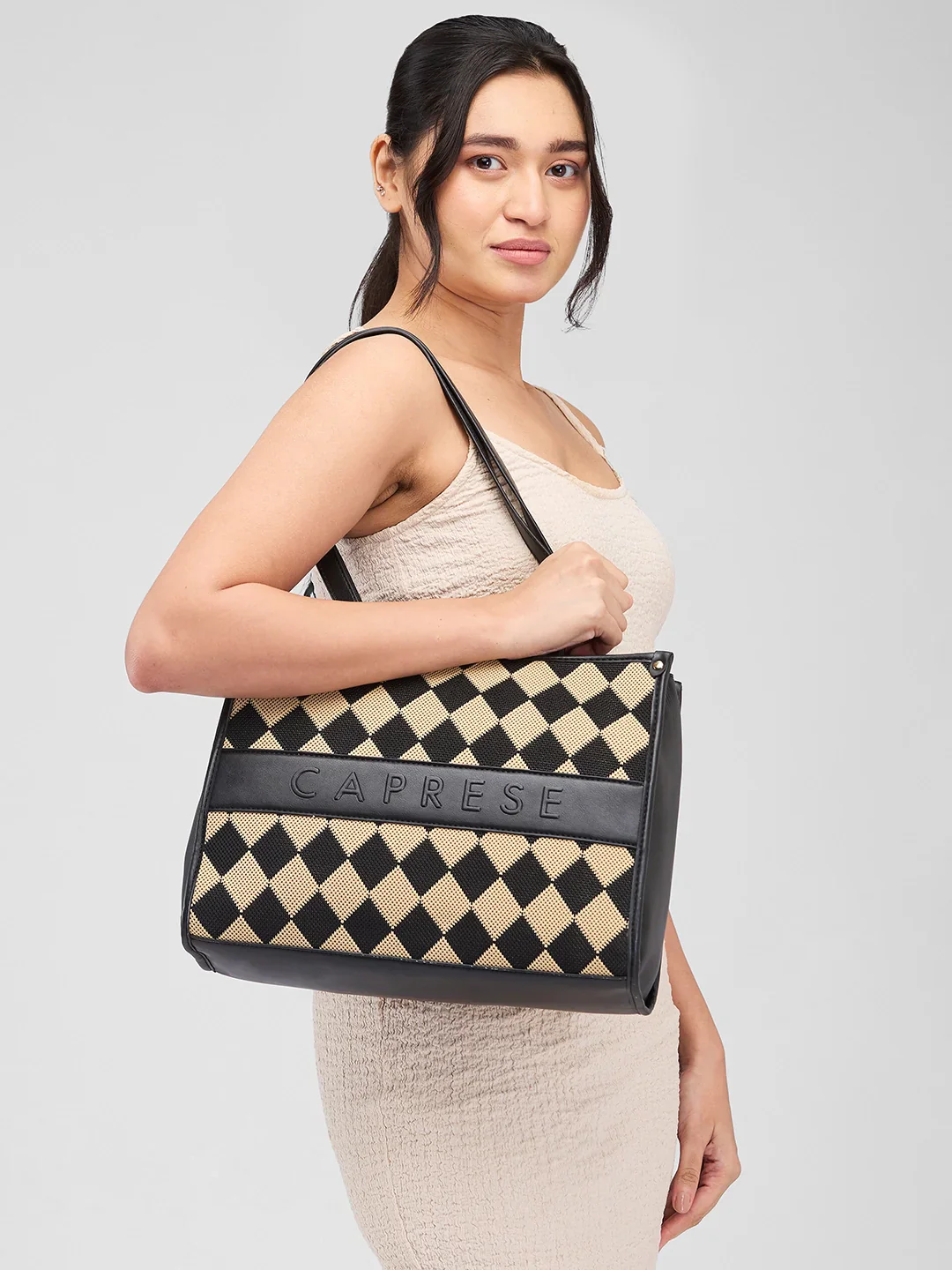 Caprese Checker Medium Black Tote Bag - Image 11