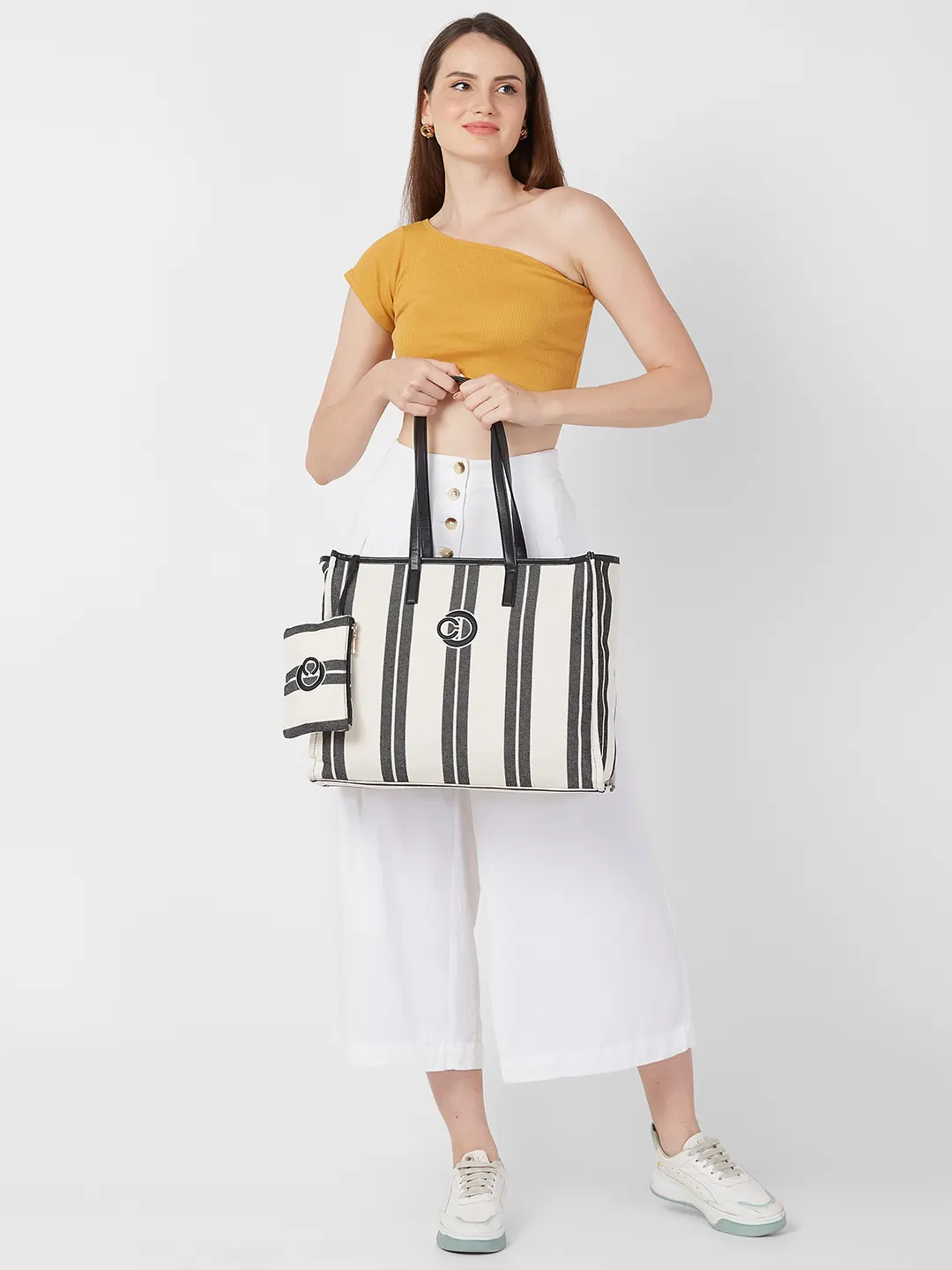 Caprese Dixie Large Black Tote Bag - Image 13