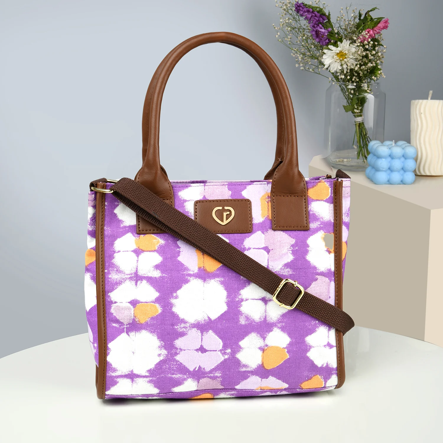 Caprese Enora Small Purple Tote Bag - Image 3
