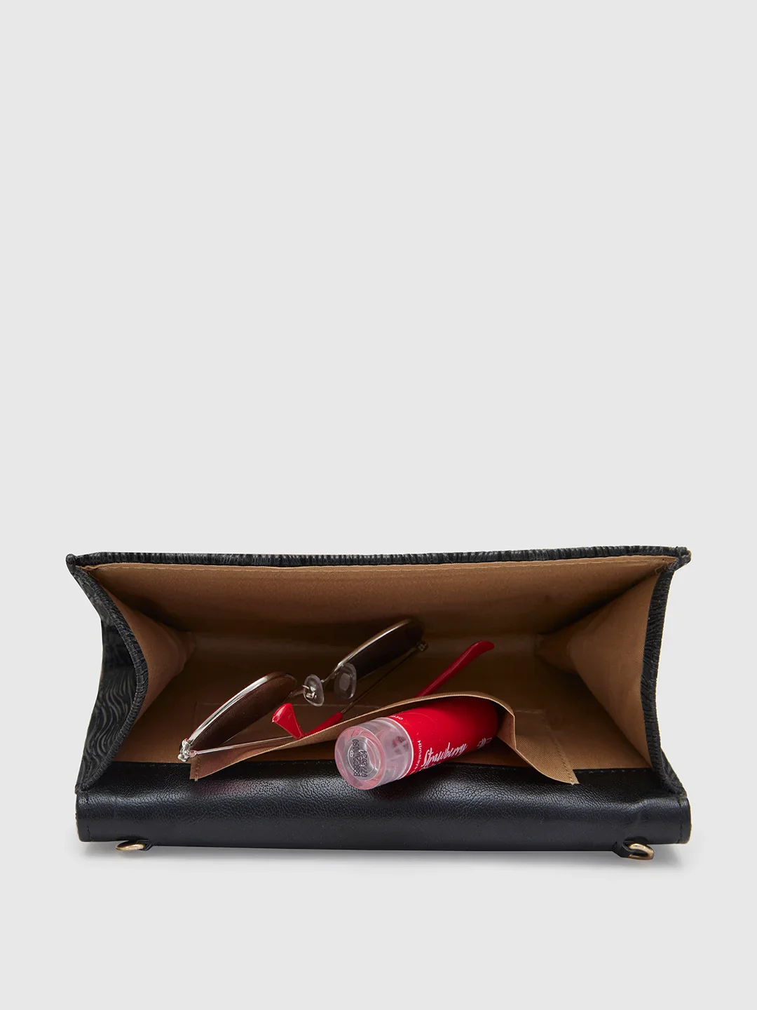 Caprese Eryka Medium Black Clutch - Image 8