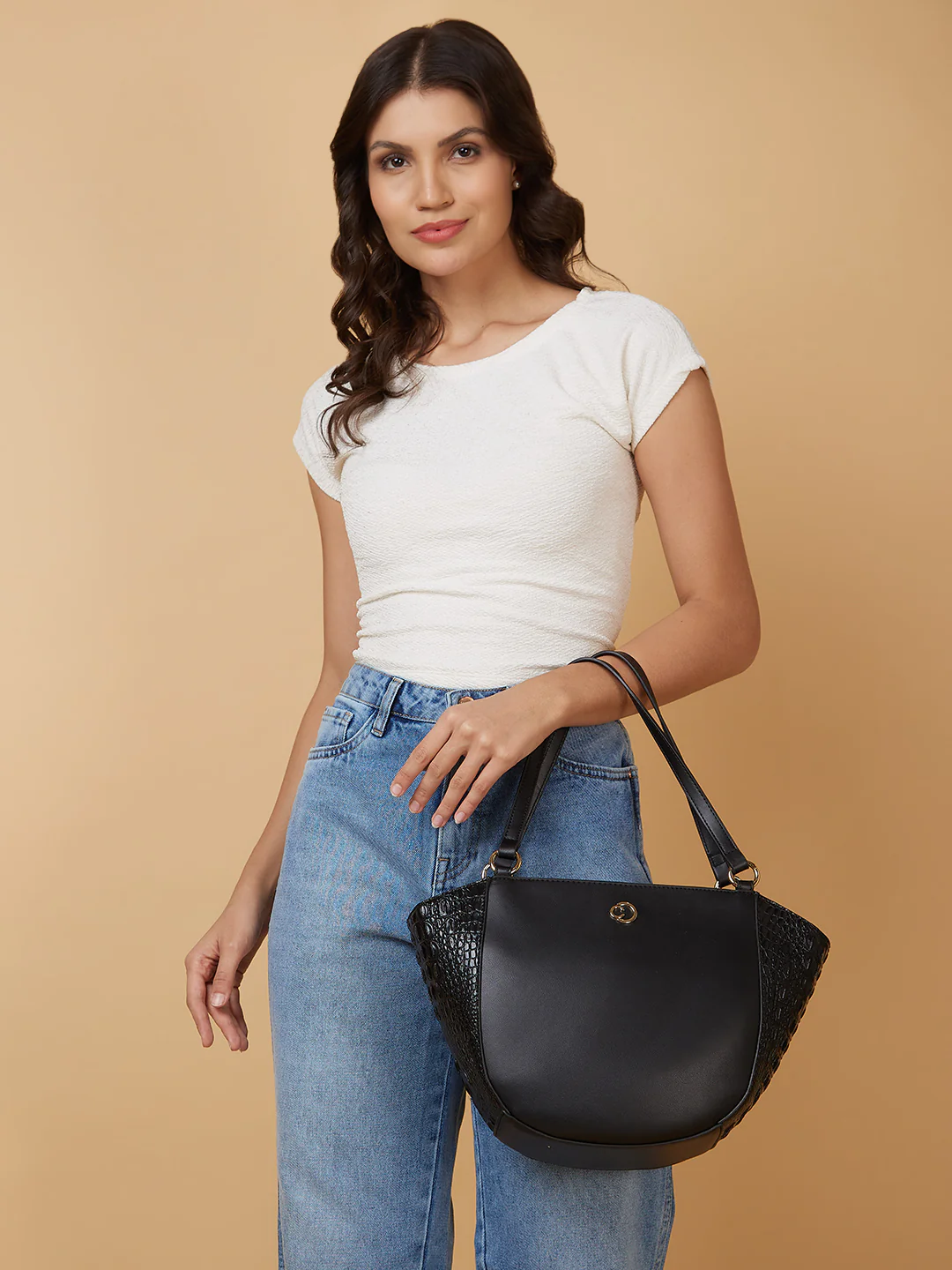 Caprese Felix Large Black Satchel Bag - Image 10