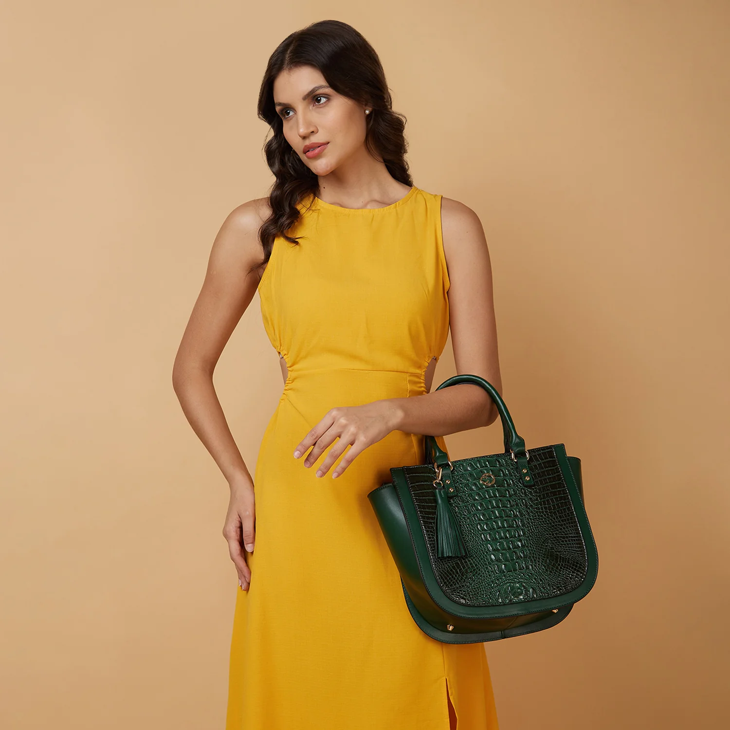 Caprese Felix Medium Green Satchel Bag - Image 2