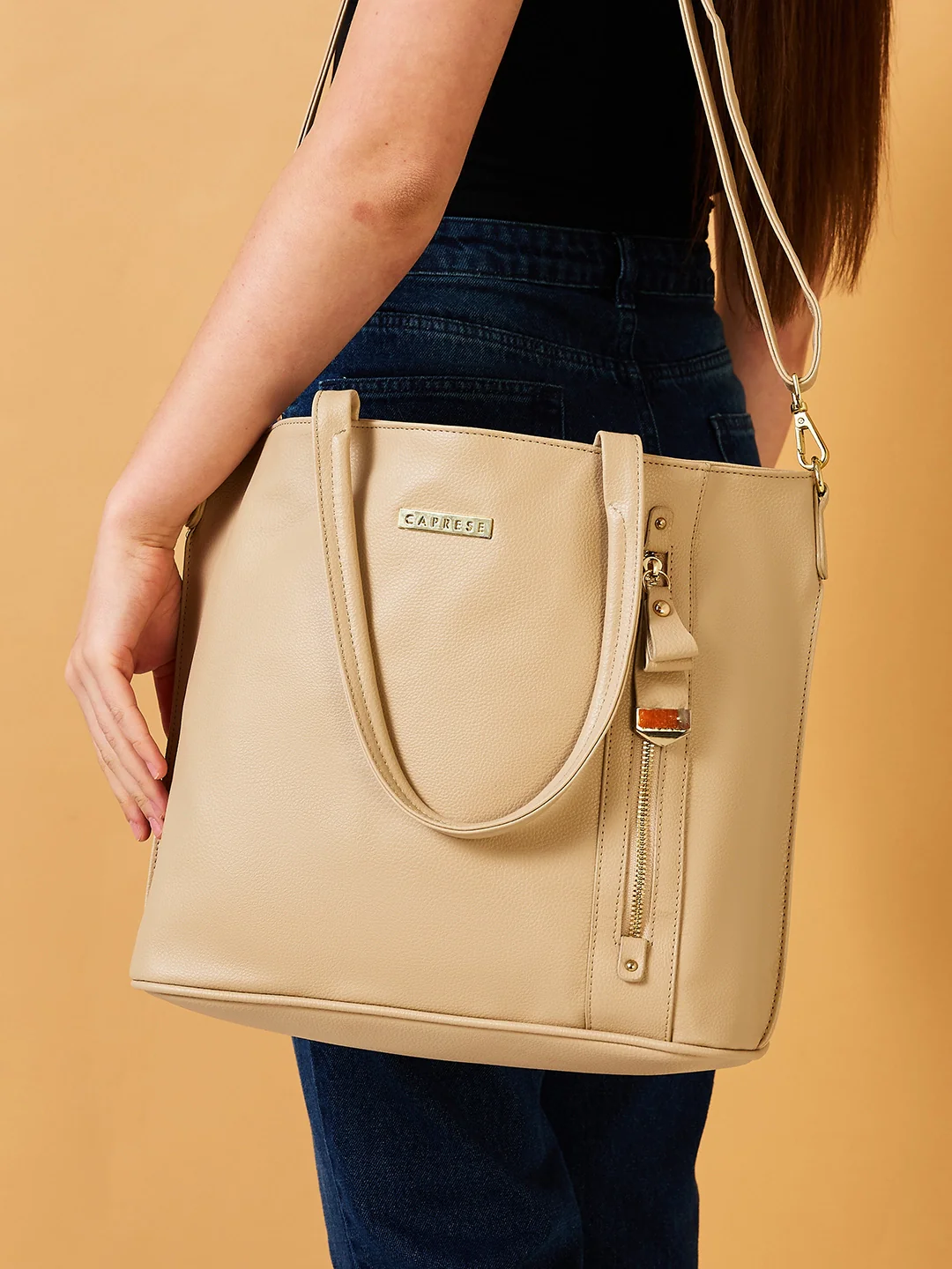 Caprese Gladys Medium Skin Tote Bag - Image 10