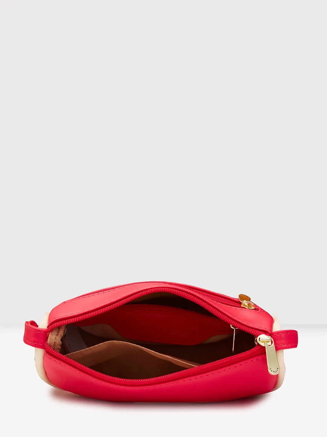 Caprese Gracie Medium Magenta Baguette Bag - Image 11