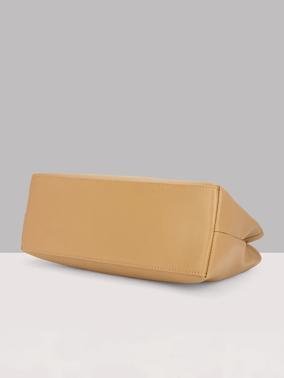 Caprese Kai Large Ocher Tote Bag - Image 8