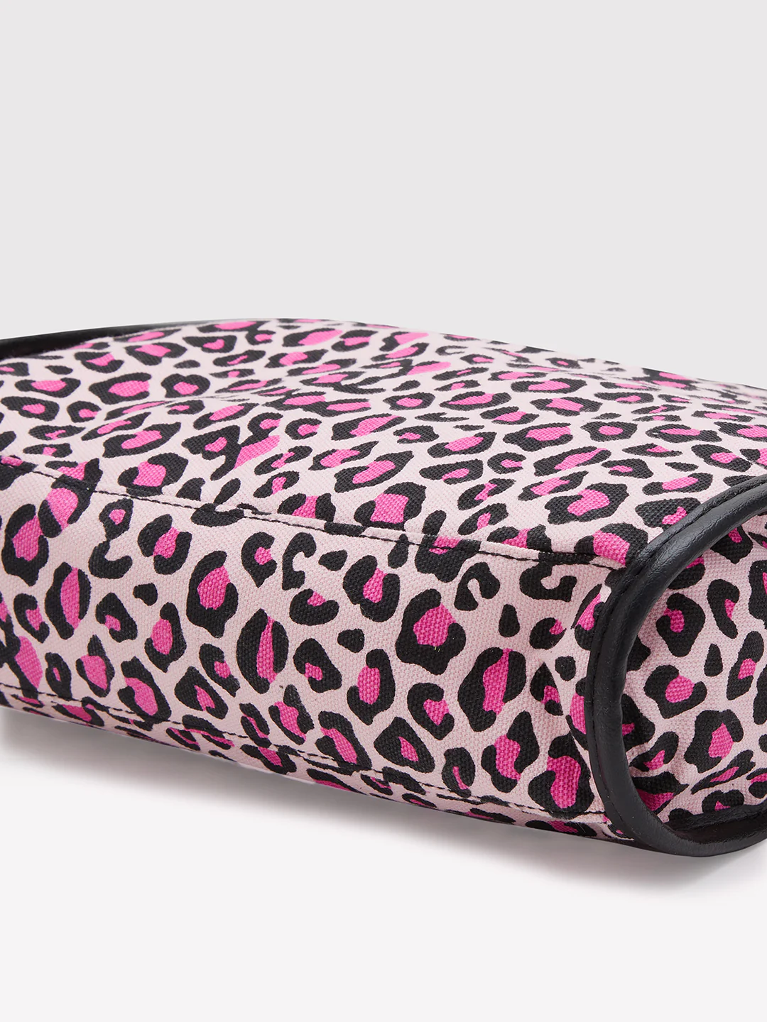 Caprese Karel Medium Fuschia Sling Bag - Image 6