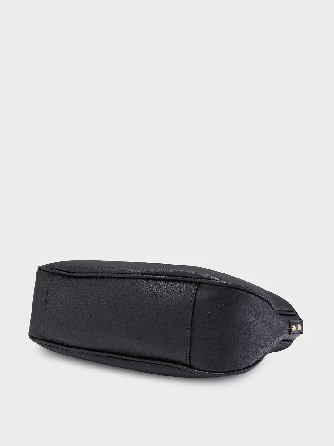 Caprese Maisie Large Black Crossbody Bag - Image 4