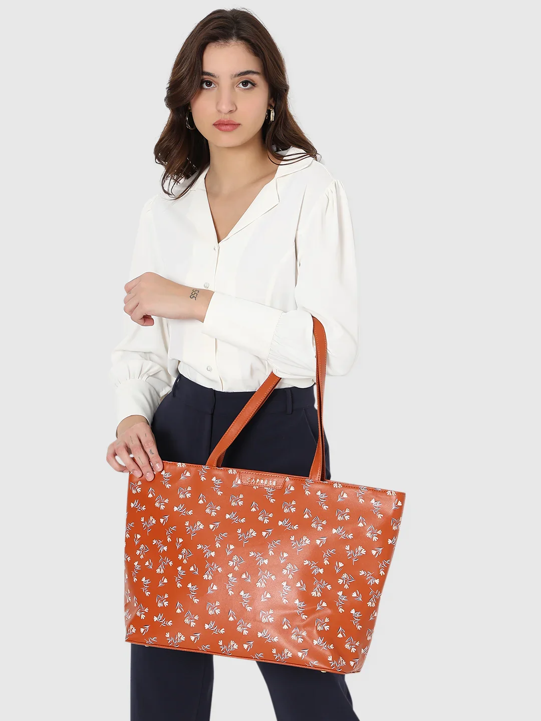 Caprese Merida Printed Large Tan Laptop Tote Bag - Image 3