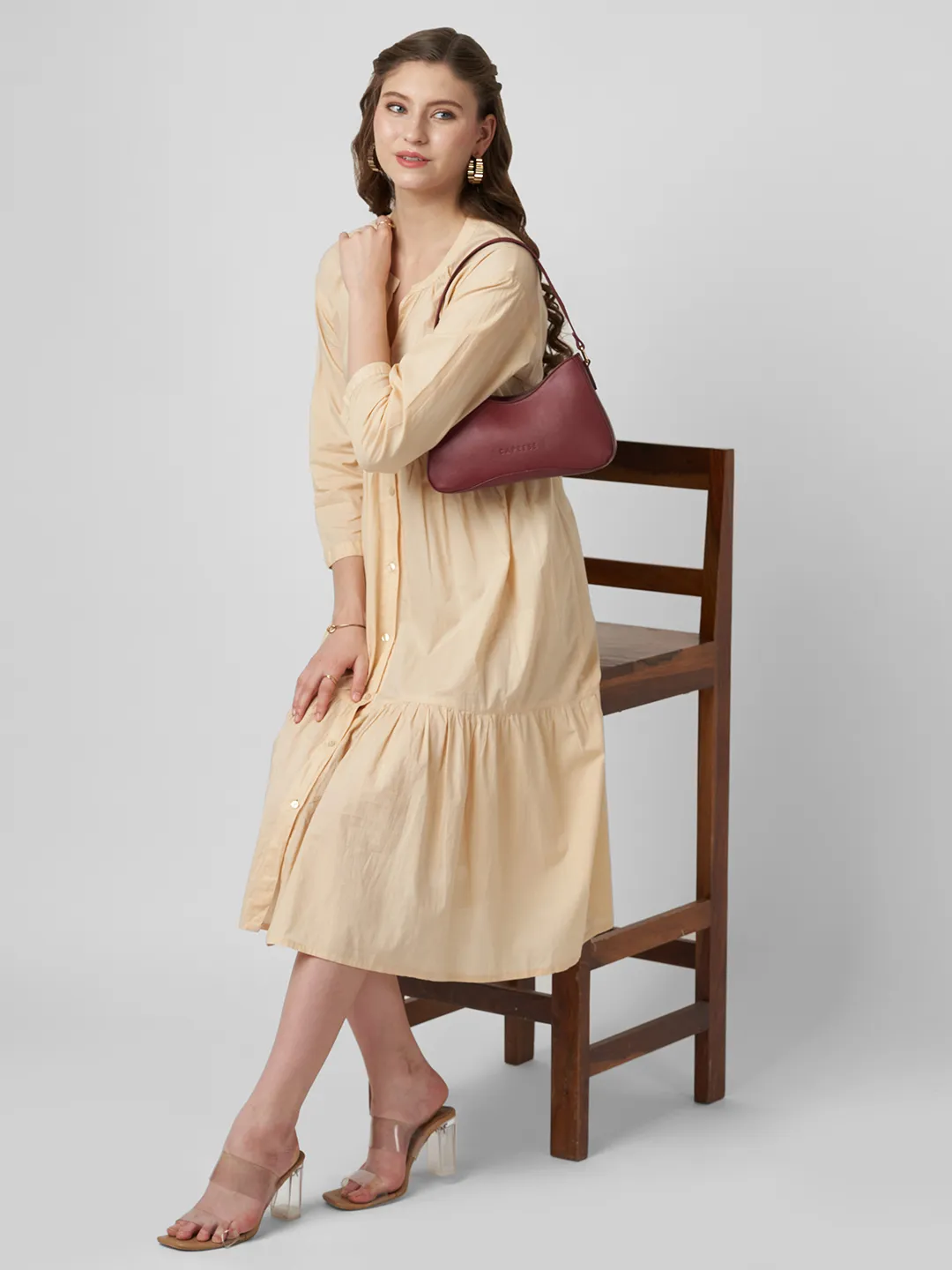 Caprese Olga Small Cherry Red Baguette Bag - Image 7