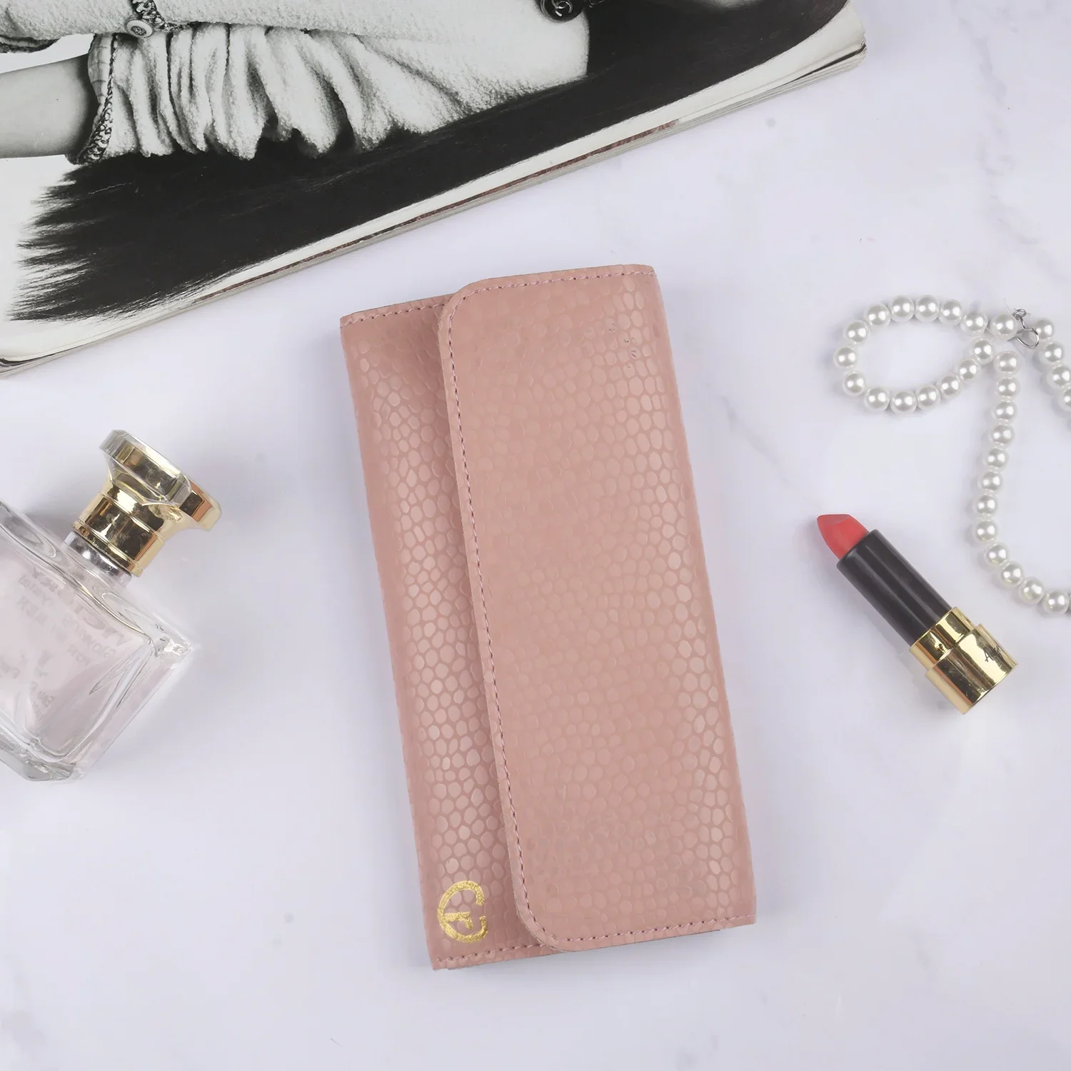 Caprese Pernille Medium Blush Wallet - Image 2