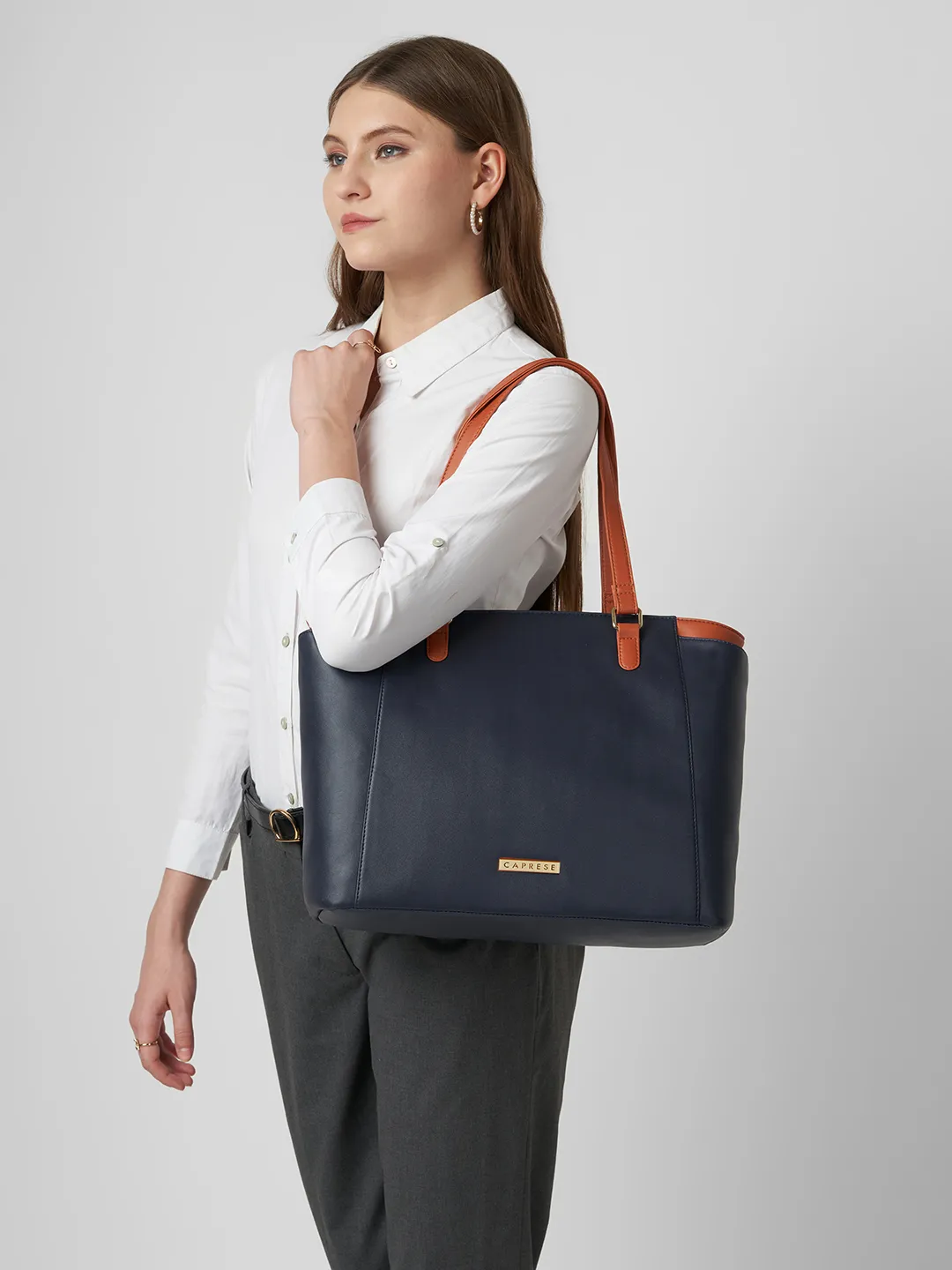 Caprese  Regina Large Navy Blue Tote Bag - Image 9
