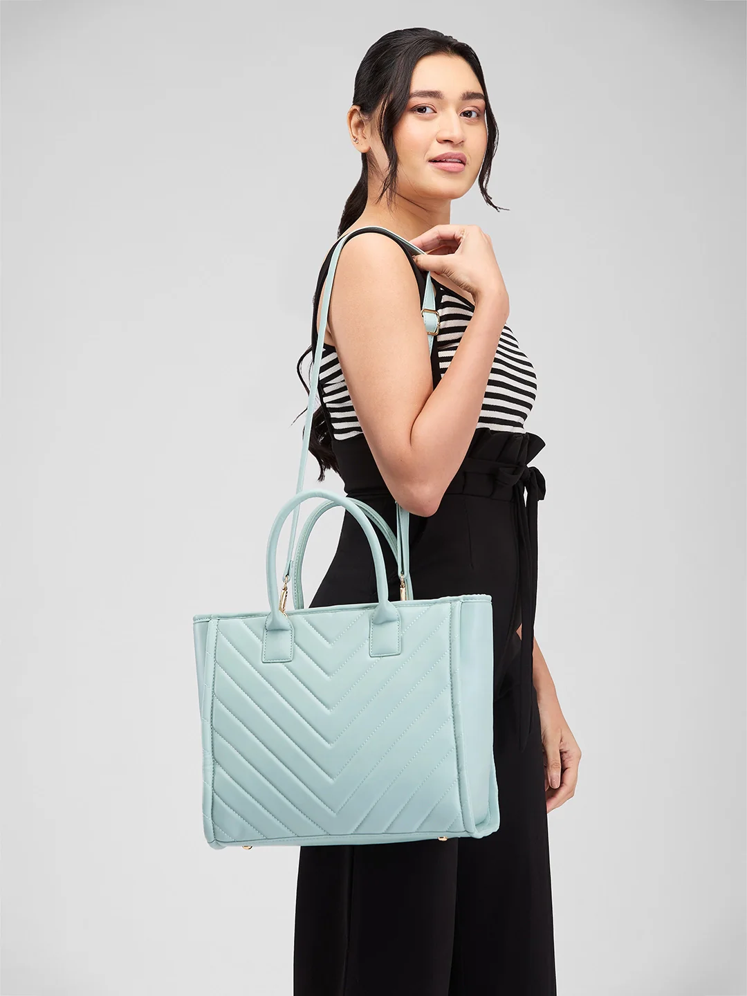 Caprese Riko Medium Mint Tote Bag - Image 10