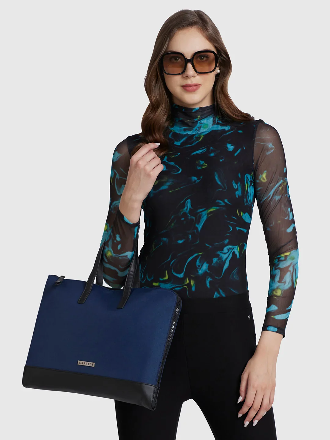 Caprese Rogue Large Navy Laptop Sleeve - Image 2