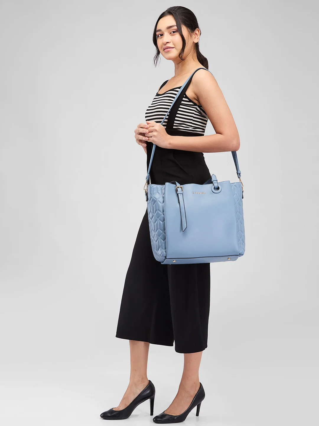 Caprese Sabrina Large Powder Blue Tote Bag - Image 4