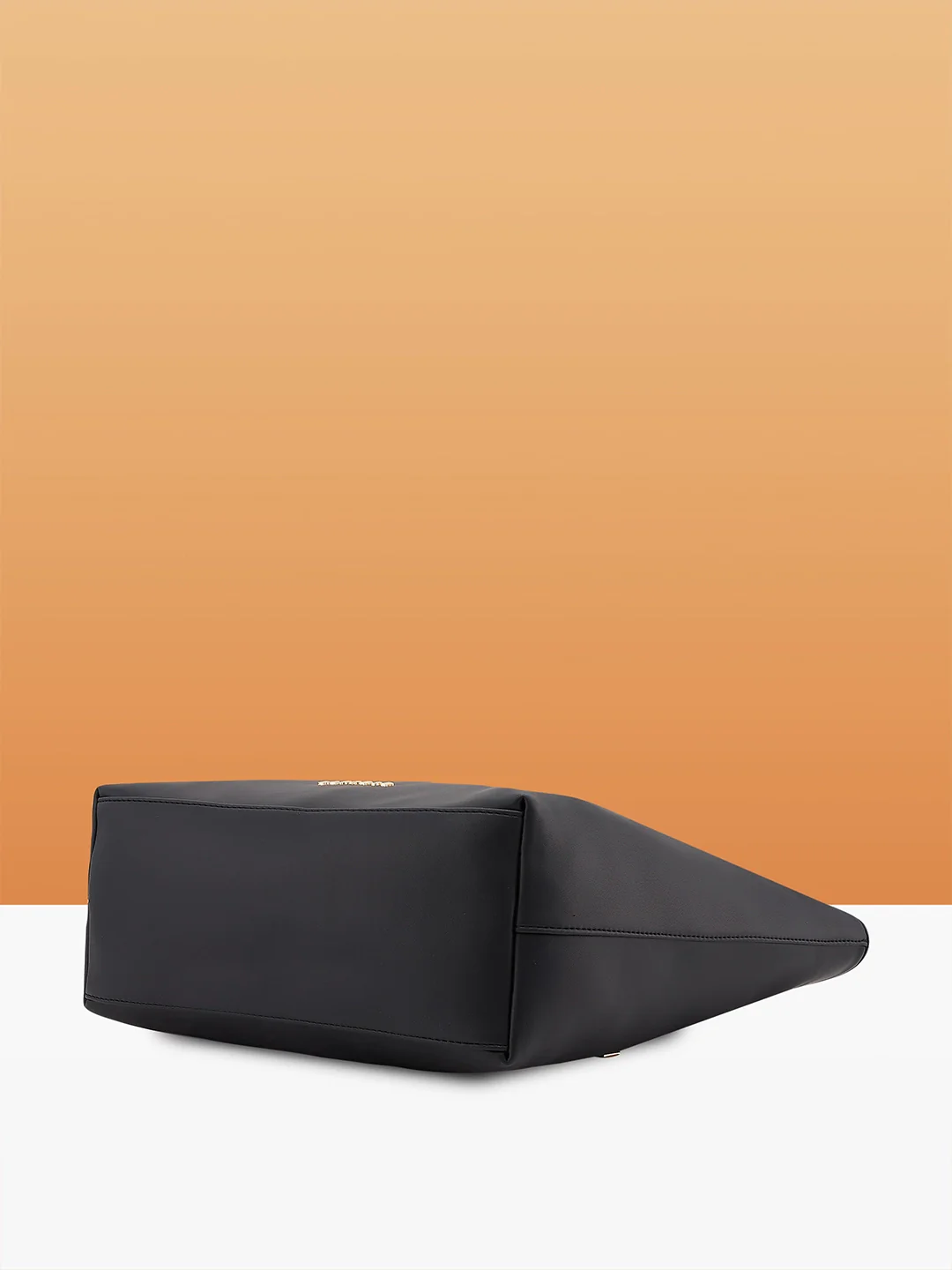 Caprese Salvo Medium Black Tote Bag - Image 9
