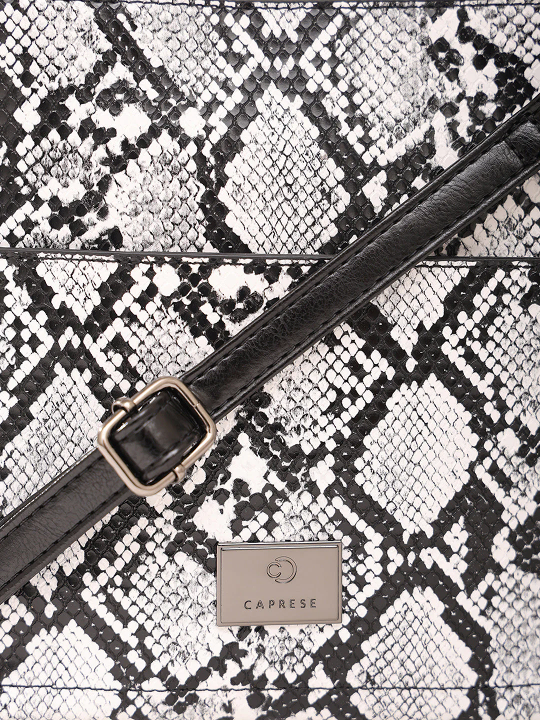 Caprese Saylor Small Black Sling Bag - Image 9