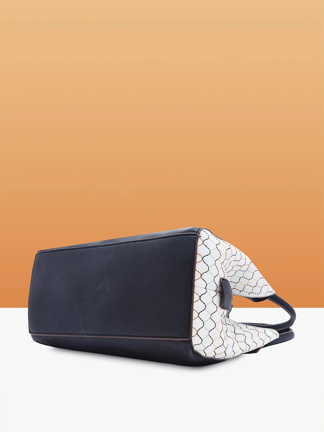 Caprese Shane Medium Black Hobo Bag - Image 5