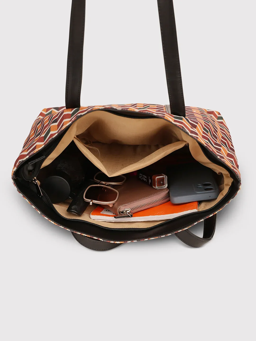 Caprese Susan Large Orange Tote Bag - Image 9