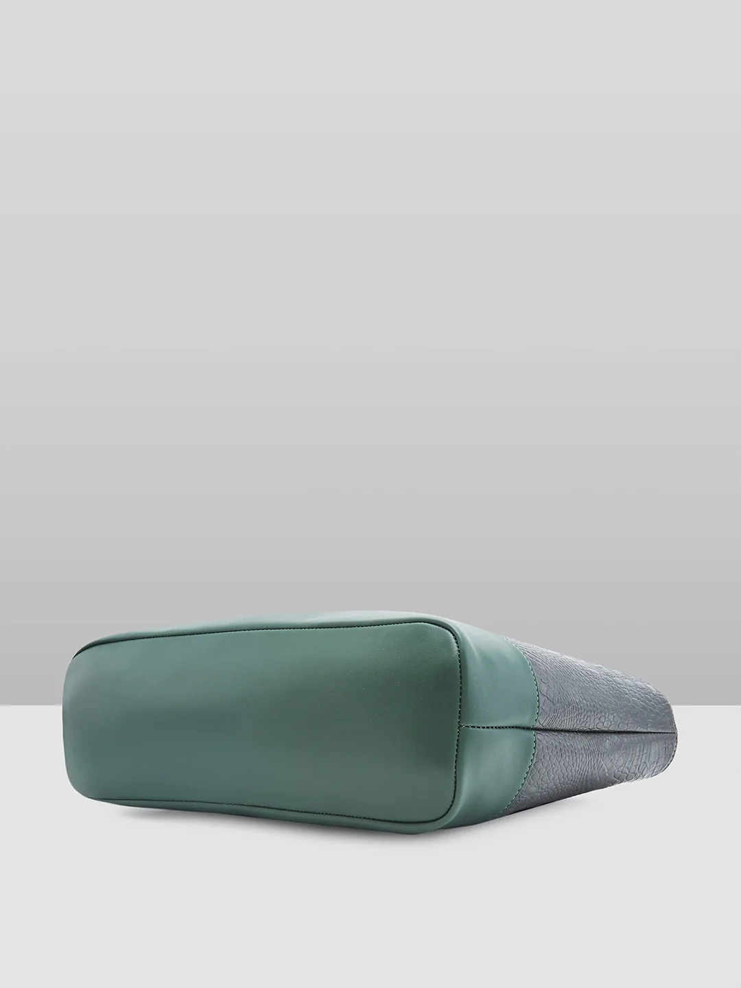 Caprese Syra Large Sage Green Laptop Tote Bag - Image 5