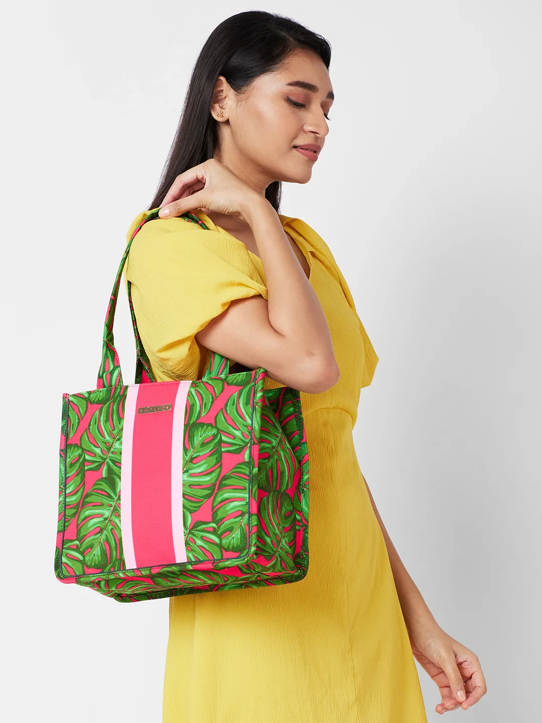 Caprese Tulip Large Green Tote Bag - Image 4