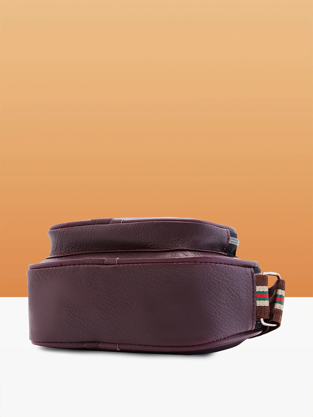 Caprese Tyko Medium Black Sling Bag - Image 5