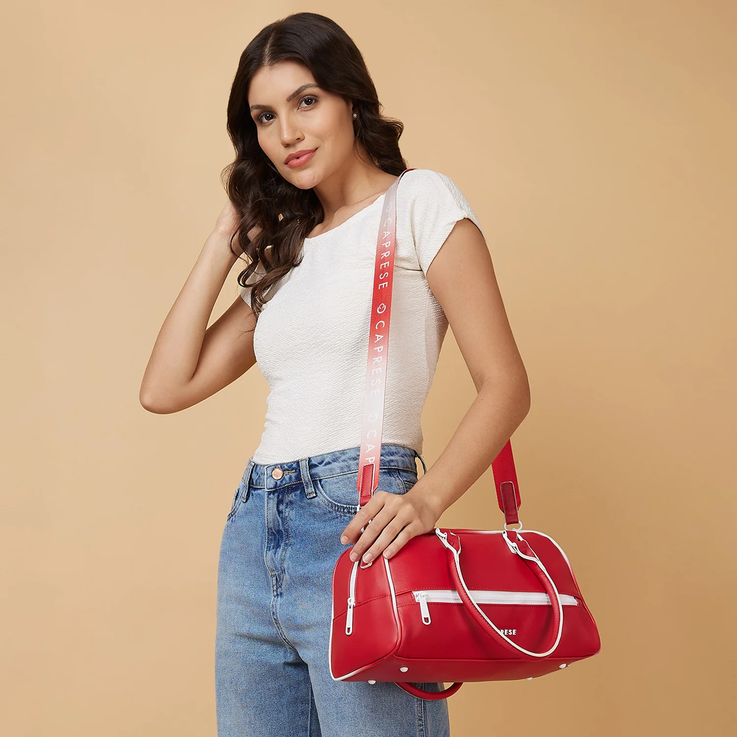 Caprese Vivian Large Red Duffle Bag - Image 9