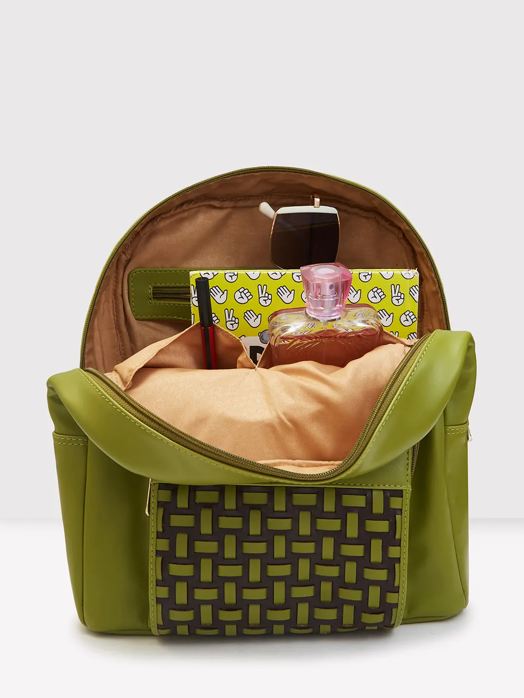 Caprese Zeta Quilted Large Olive Backpack - Image 9