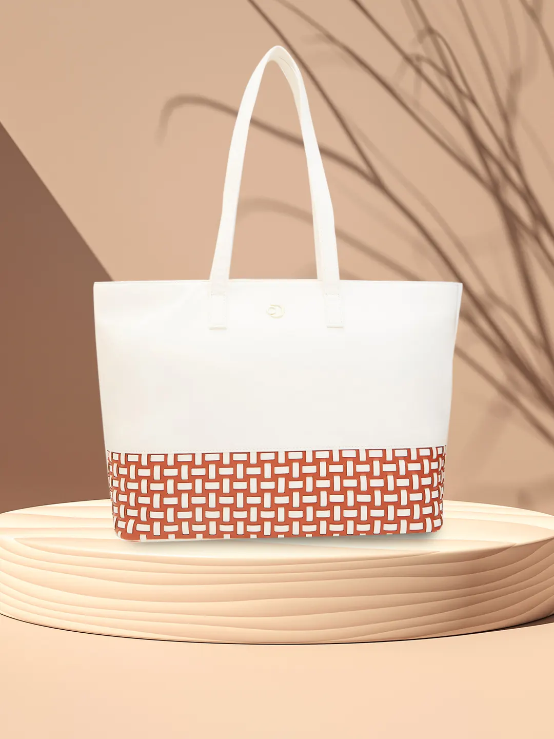 Caprese Zeta Large Vanilla Laptop Tote - Image 13