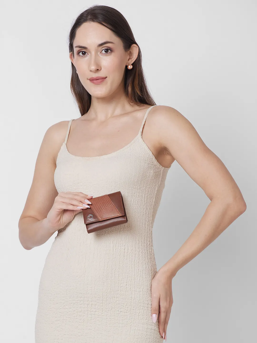 Caprese Zoey Small Tan Wallet - Image 10